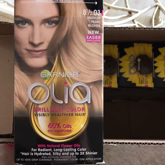 Garnier Olia Brilliant Color Pearl Blonde 8 1/2 - Picture 1 of 5